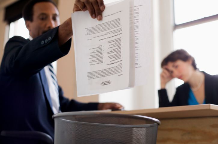 Penyebab Desk Rejection dan Cara Menghindarinya