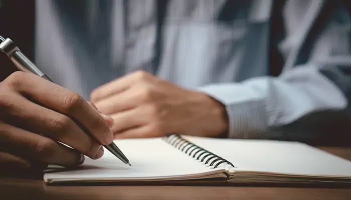 authorship artikel jurnal